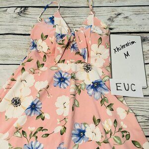 Size M floral knot front dress